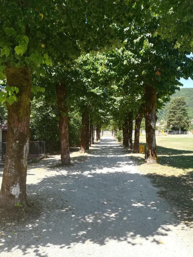 Ostello Villa Franceschini Contigliano Exterior foto