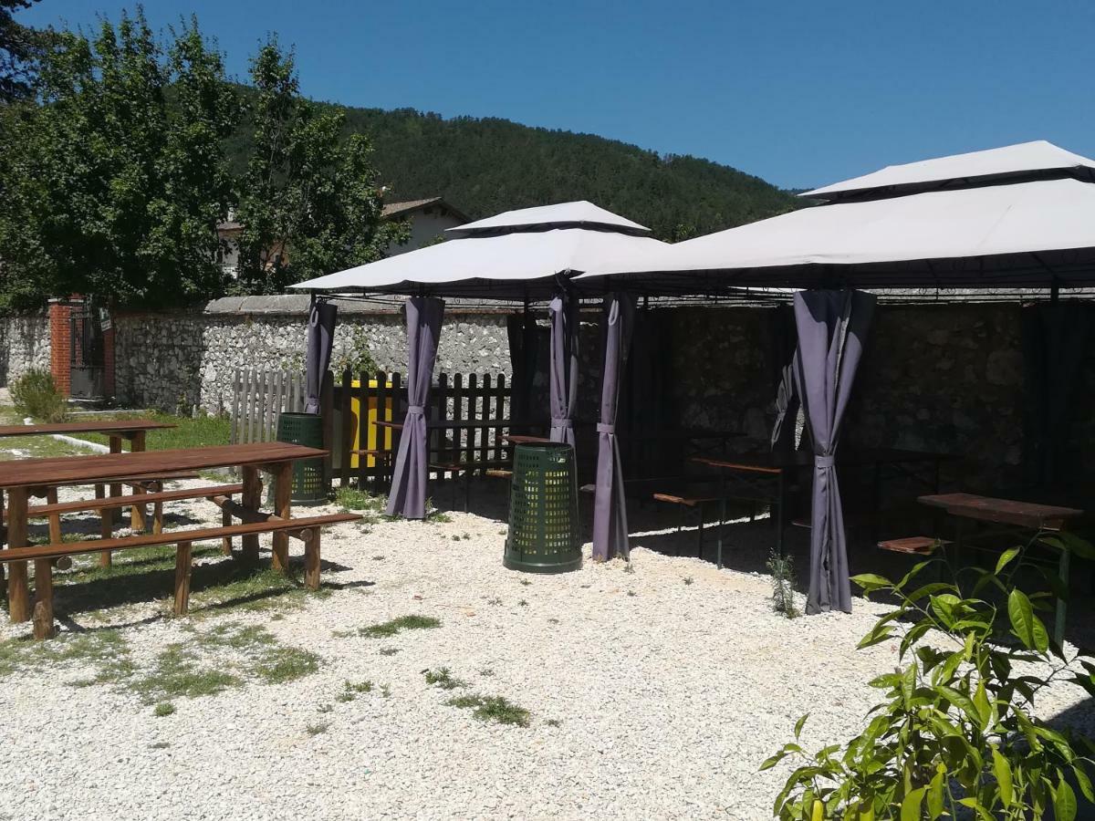Ostello Villa Franceschini Contigliano Exterior foto
